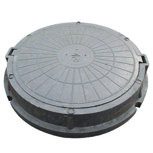 lyuk_polimernyy_7t_chernyy