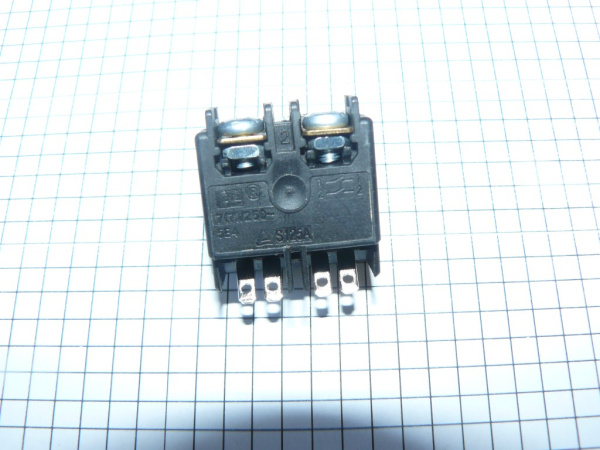 4557168