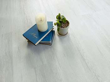 Виниловый пол с подложкой Lamiwood QUARTZWOOD (Дуб Манхэттен; класс 43; 5 мм; микрофаска; площадь уп