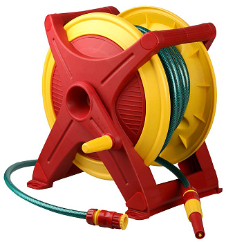 GRINDA HS-25, шланг 25 м x 1/2″, поливочный набор 4 предмета, возможность крепить к стене, катушка с